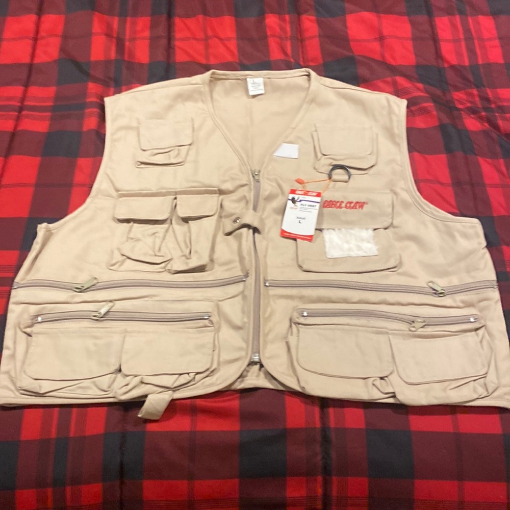 Men's Beige Multi-Pocket Utility Vest